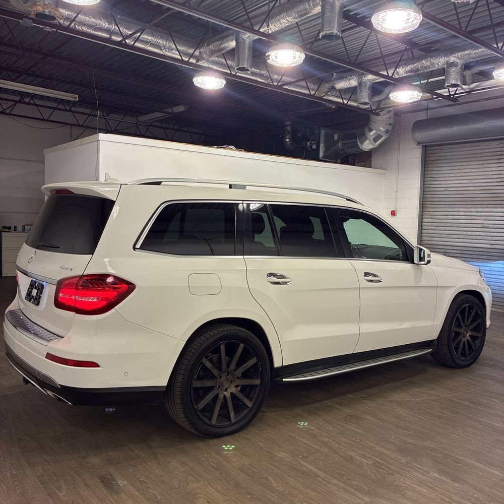 Used 2018 Mercedes-Benz GLS 450 4MATIC image 4