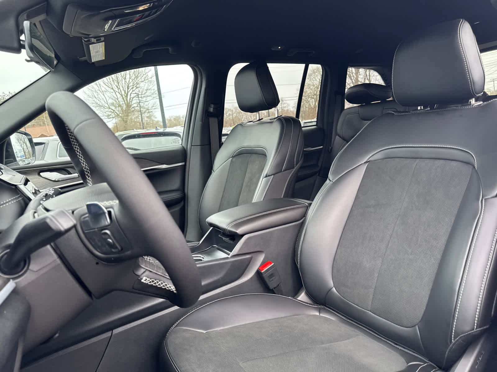 New 2026 Jeep Grand Cherokee Altitude AWD/4WD image 13
