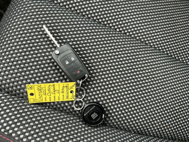 Used 2017 Chevrolet Equinox LS image 30