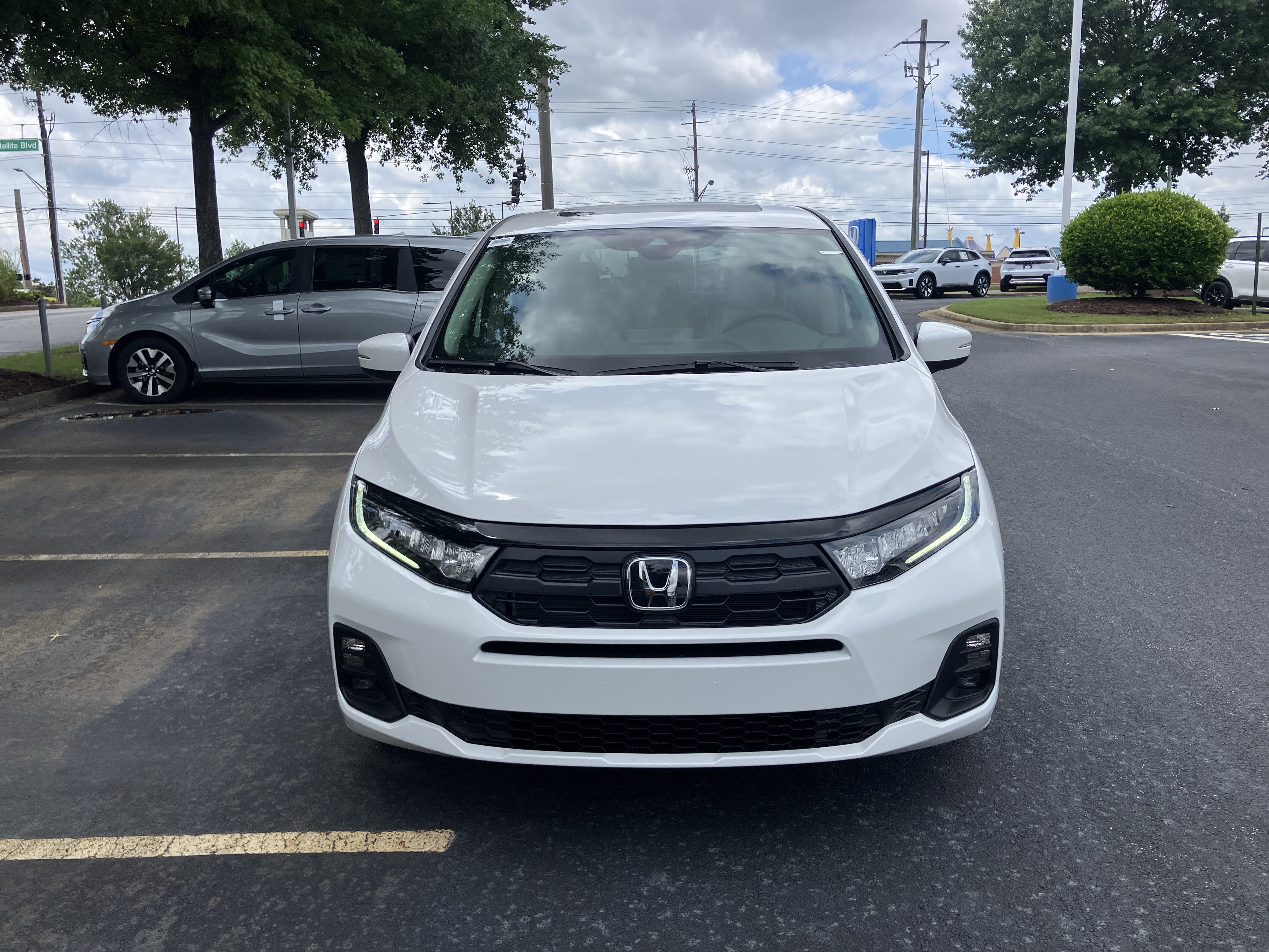 New 2026 Honda Odyssey EX-L image 3
