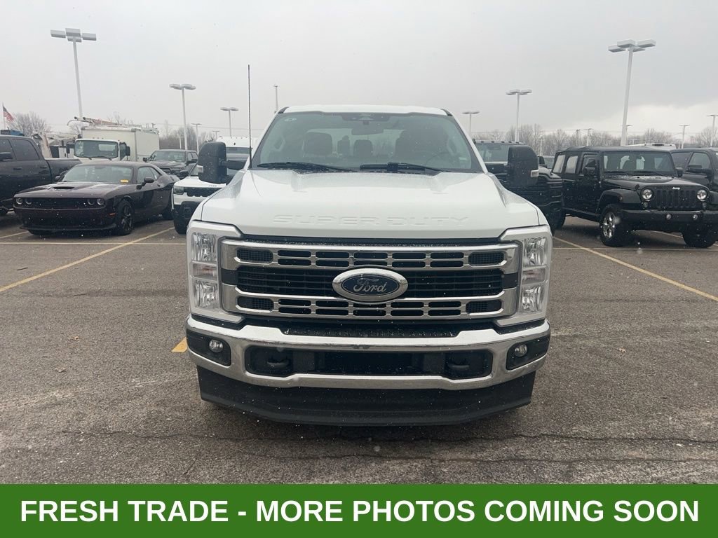 Used 2024 Ford F250 XLT image 2