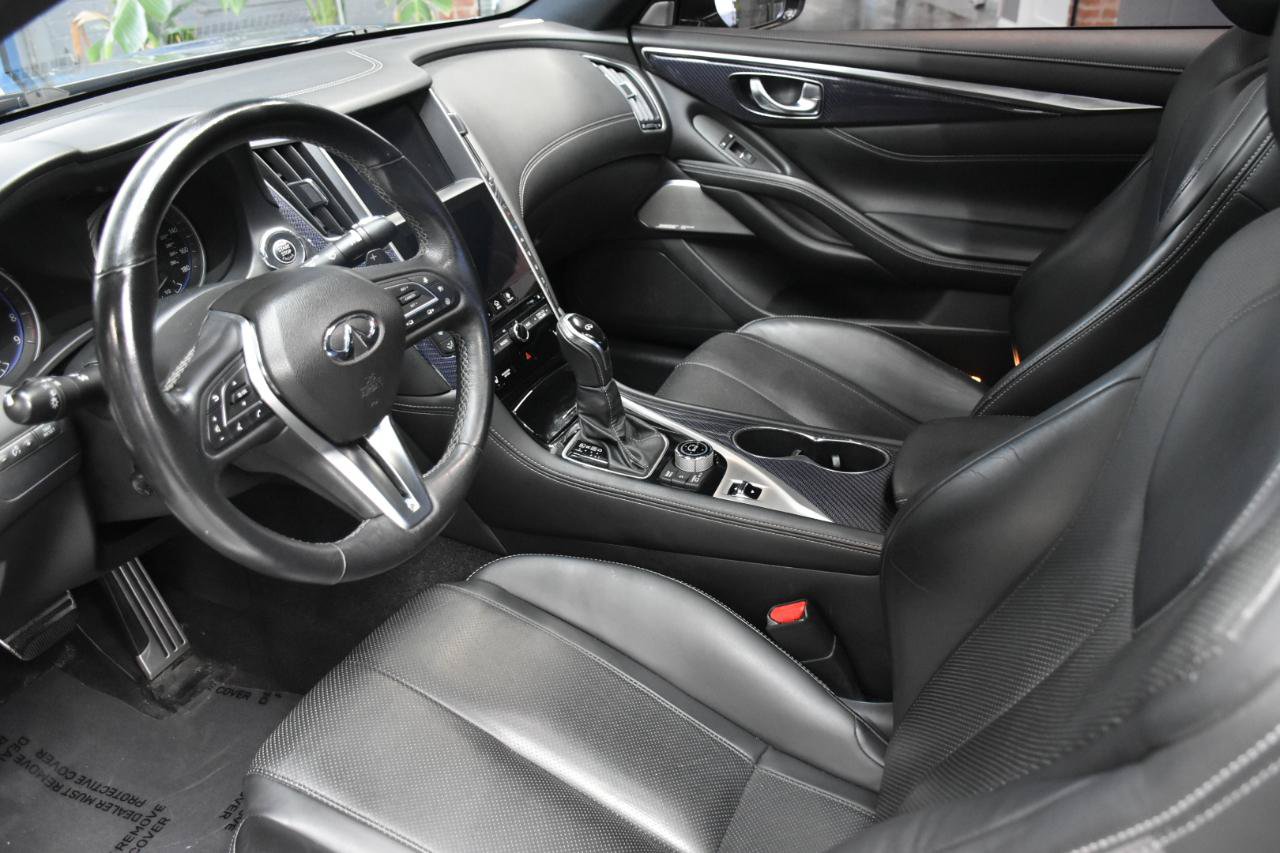 Used 2017 INFINITI Q60 Red Sport 400 AWD/4WD image 36