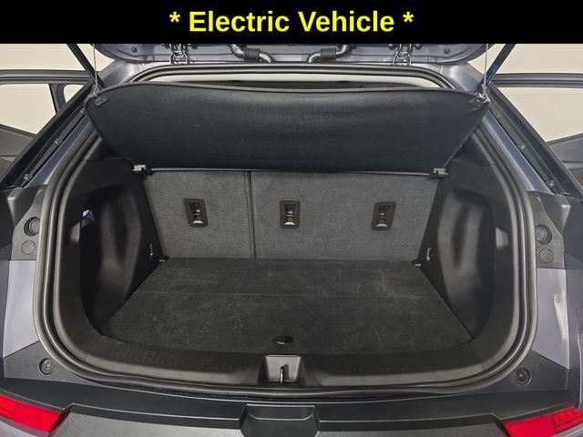 Certified 2023 Chevrolet Bolt EUV LT w/ Driver Confidence Package FWD image 26