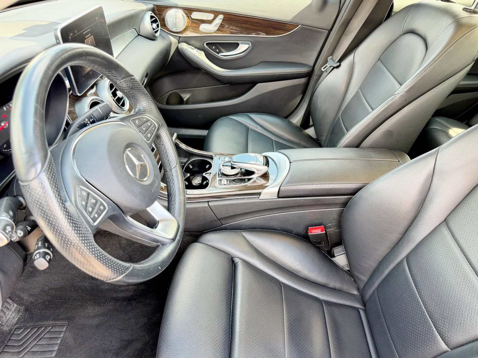 Used 2017 Mercedes-Benz C 300 4MATIC Sedan w/ Premium 4 Package image 26