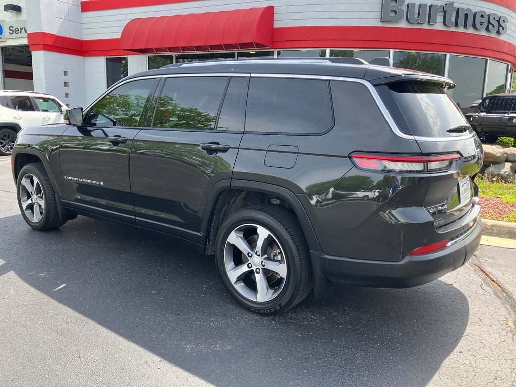 Used 2023 Jeep Grand Cherokee L Limited w/ Trailer Tow Group (B) AWD/4WD image 9