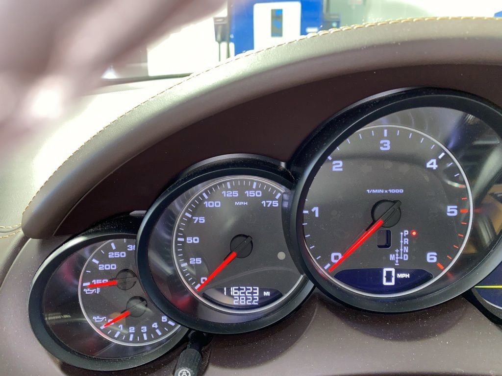 Used 2014 Porsche Cayenne Diesel AWD/4WD image 7