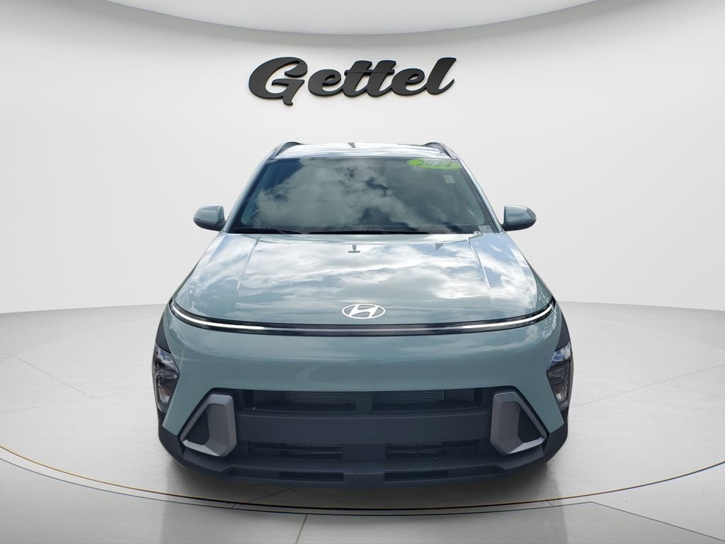 Certified 2024 Hyundai Kona SEL w/ Convenience Package image 2