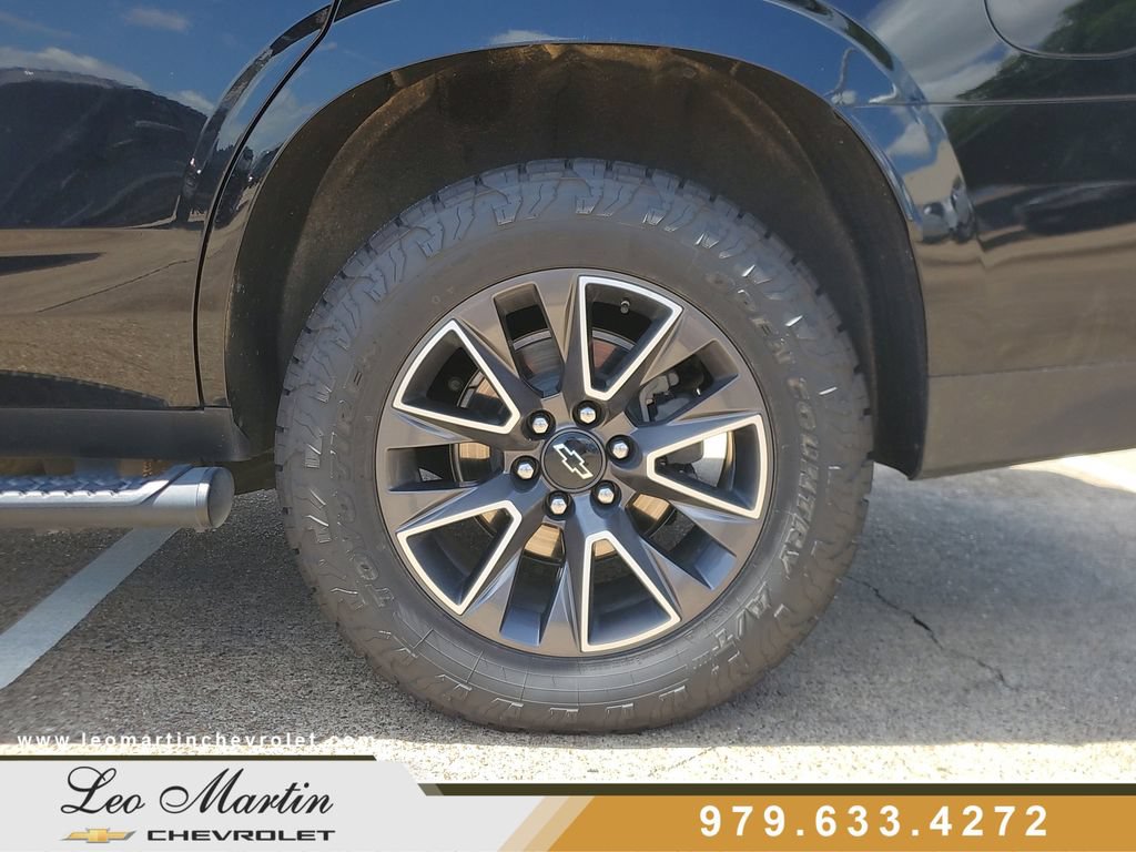 Used 2021 Chevrolet Tahoe Z71 w/ Z71 Signature Package AWD/4WD image 7