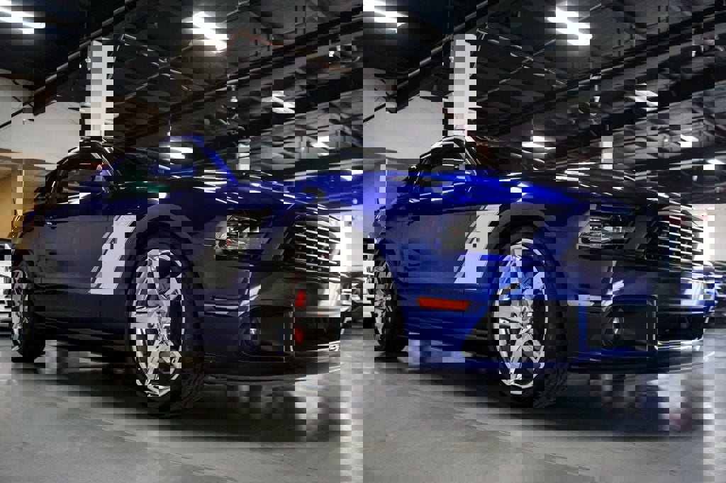 Used 2013 Ford Mustang GT Premium w/ Electronics Pkg image 2