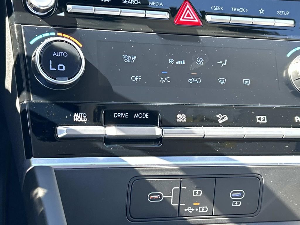 New 2026 Hyundai Santa Fe SE image 30