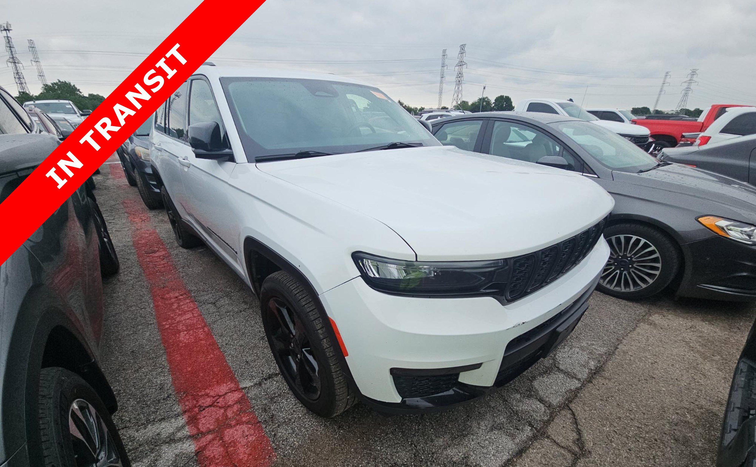 Used 2022 Jeep Grand Cherokee L Limited w/ Black Appearance Package RWD image 1