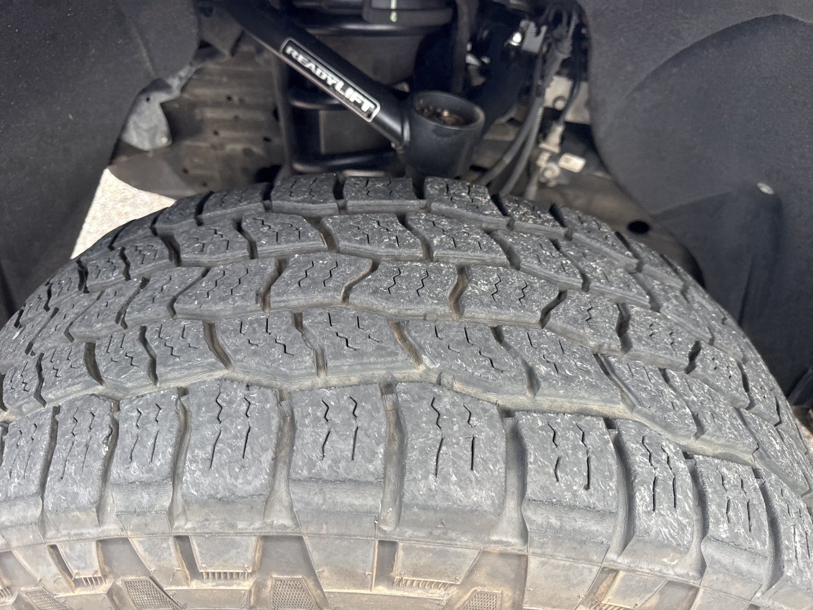 Used 2020 GMC Sierra 1500 AT4 w/ AT4 Premium Package AWD/4WD image 9