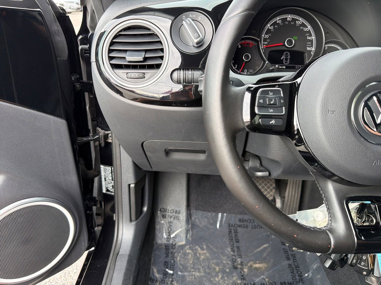 Used 2017 Volkswagen Beetle 1.8T S image 14