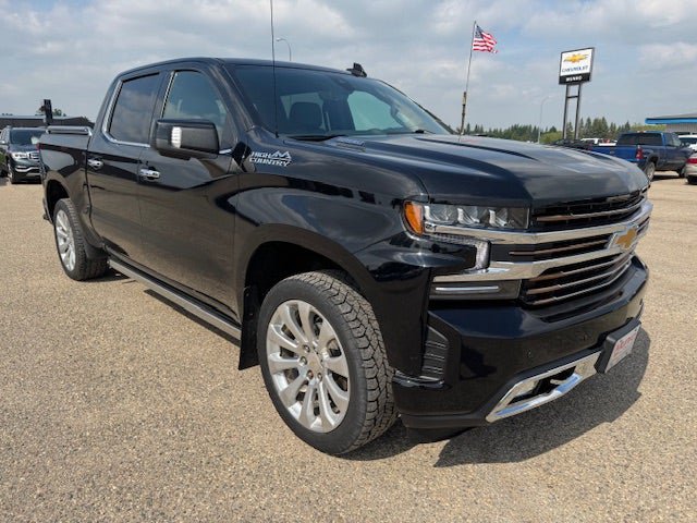 Used 2021 Chevrolet Silverado 1500 High Country w/ Technology Package image 1