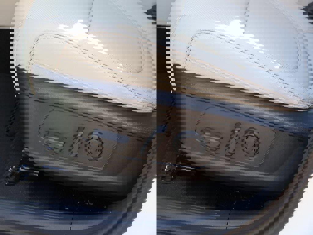 New 2026 Hyundai Tucson Limited w/ Tow & Go Package image 25