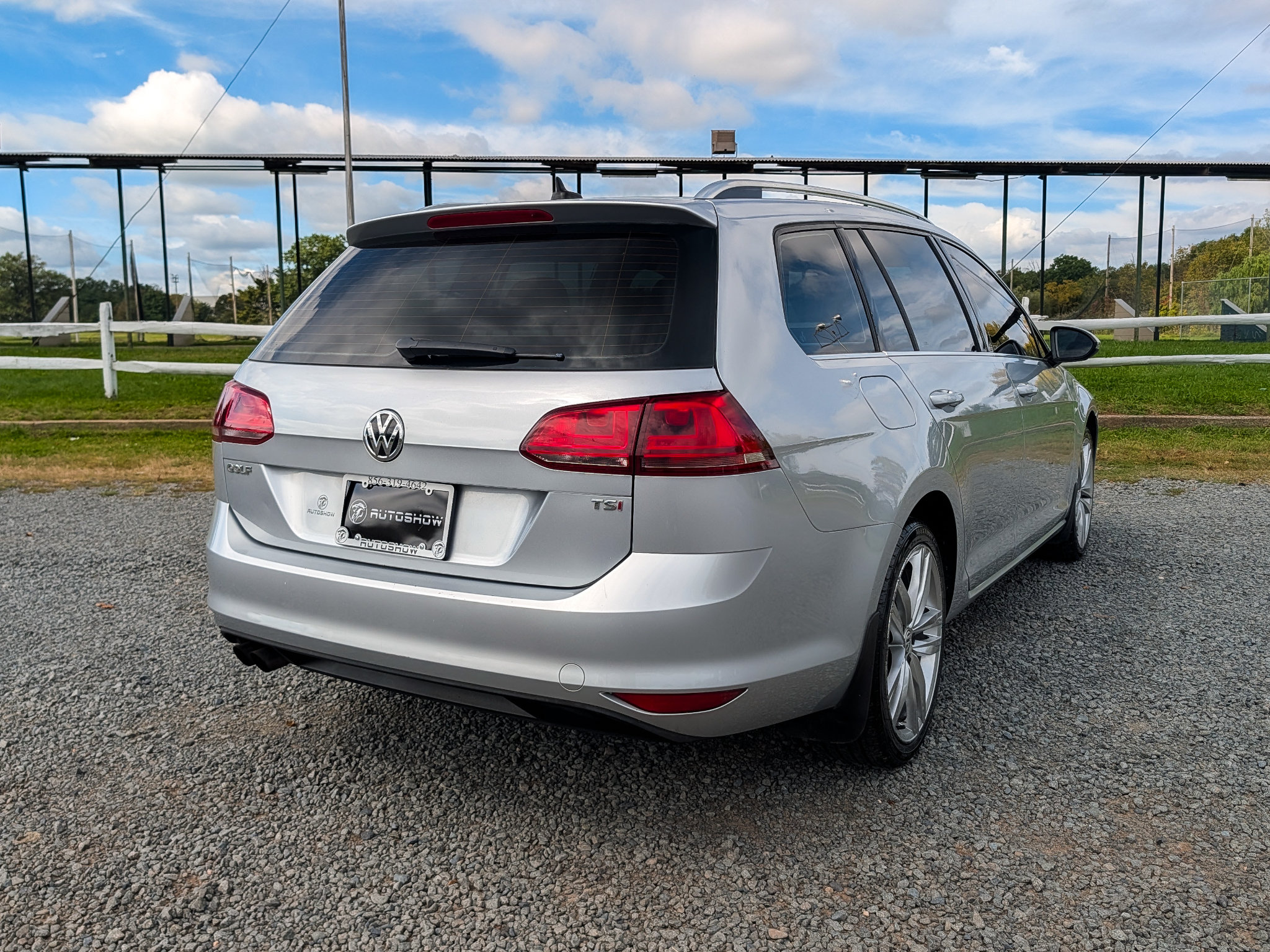 Used 2015 Volkswagen Golf SEL FWD image 5