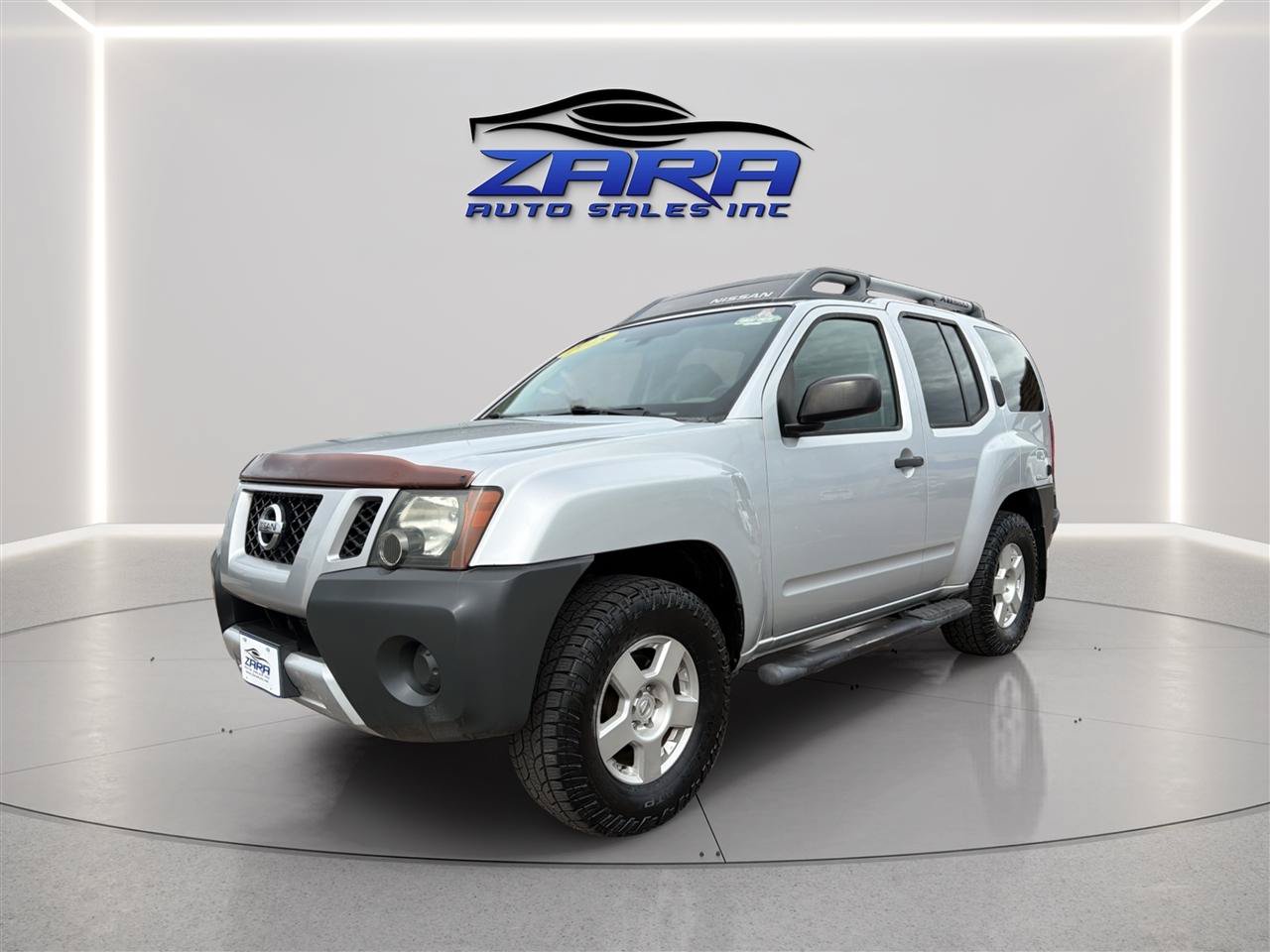 Used 2015 Nissan Xterra X AWD/4WD image 3