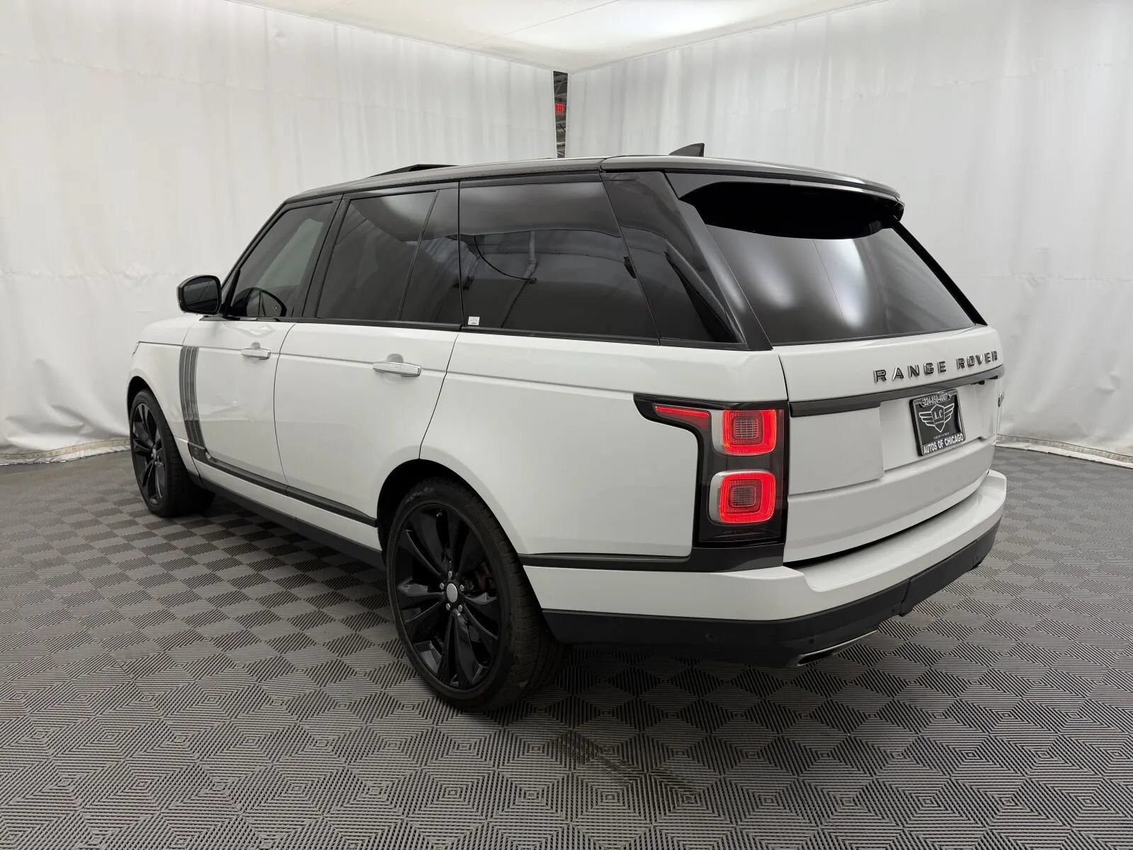 Used 2018 Land Rover Range Rover SV Autobiography Dynamic AWD/4WD image 7