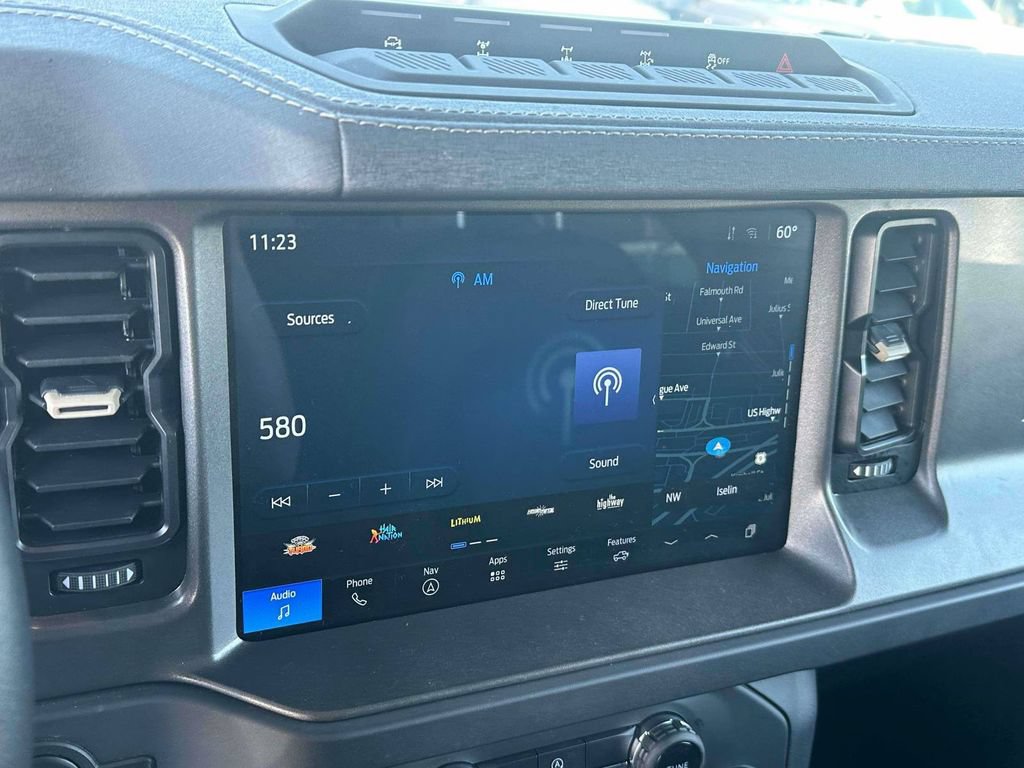 Certified 2025 Ford Bronco Badlands AWD/4WD image 27