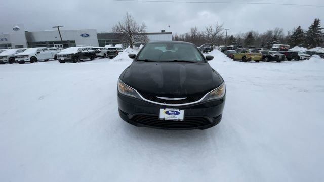 Used 2015 Chrysler 200 LX image 3