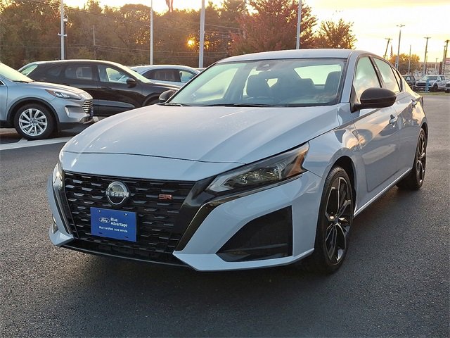 Used 2023 Nissan Altima 2.5 SR image 4