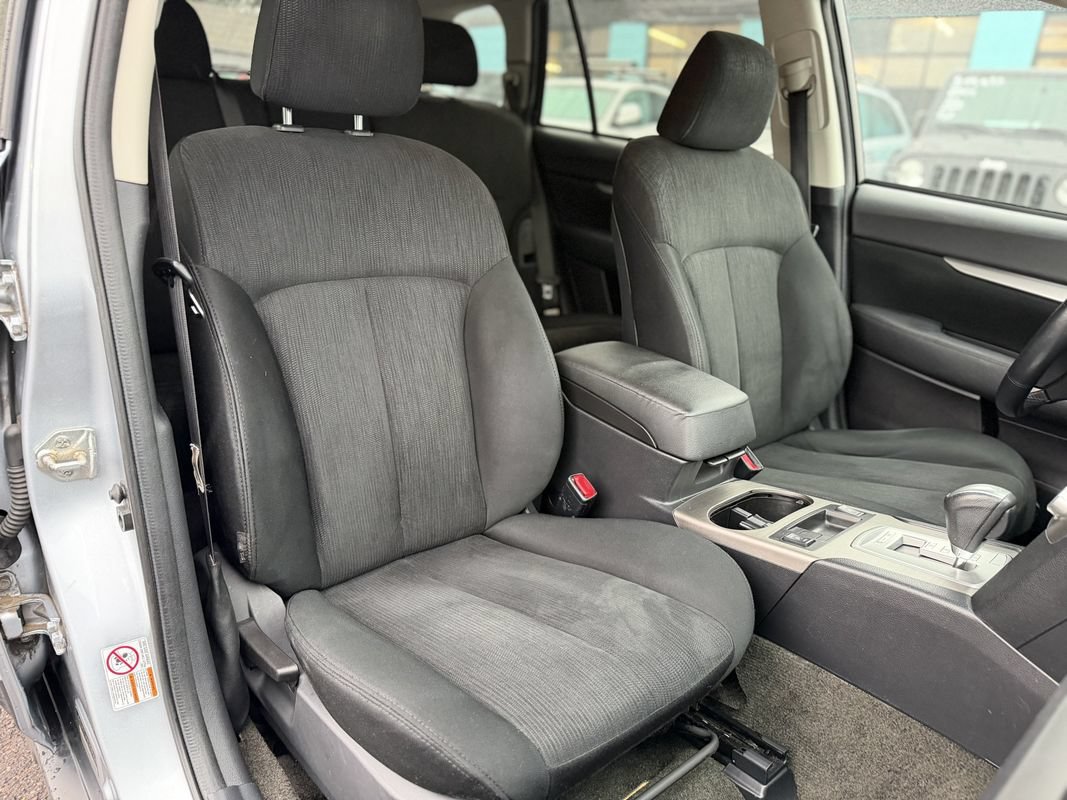 Used 2014 Subaru Outback 2.5i Premium AWD/4WD image 9
