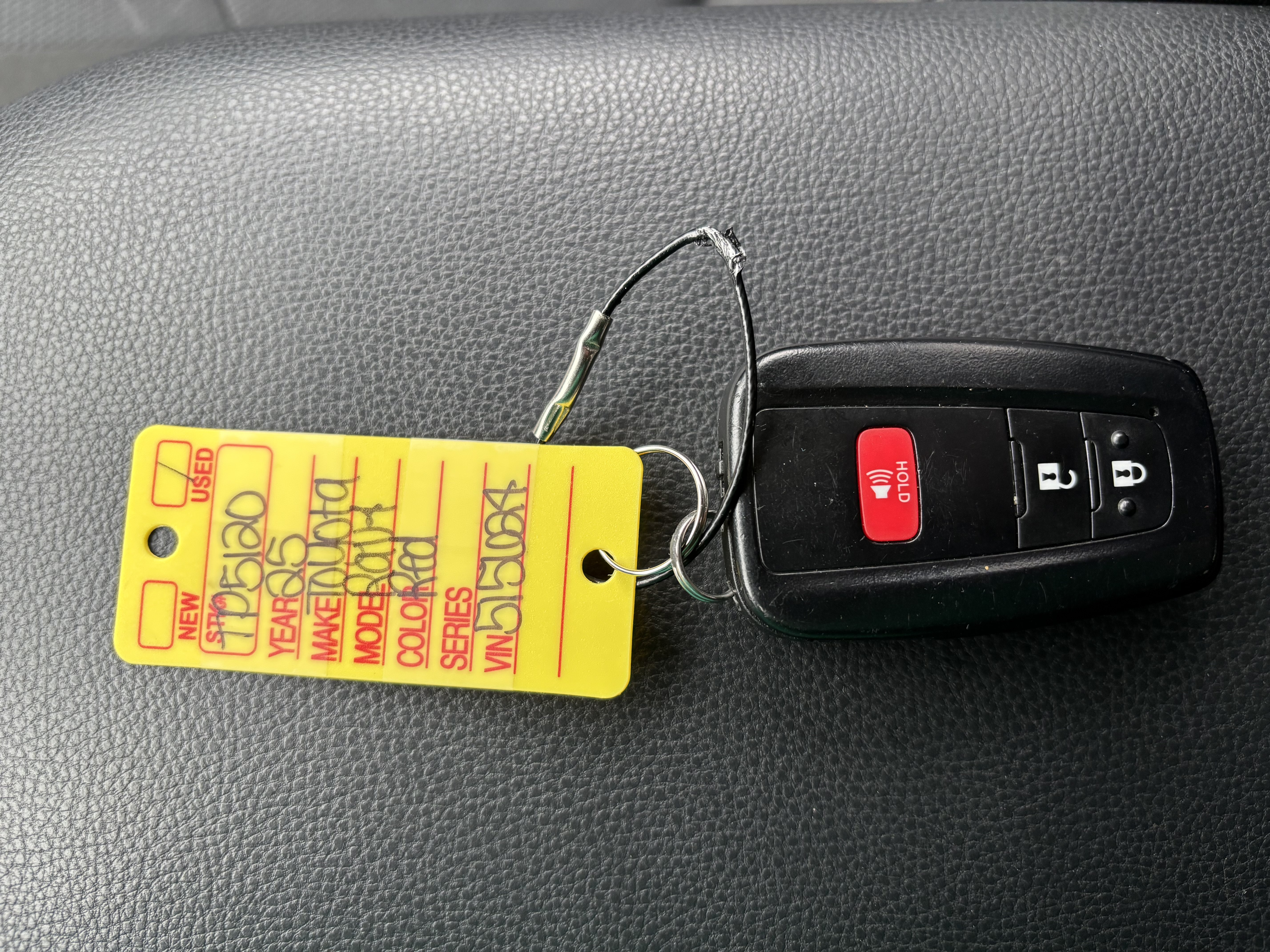 Certified 2025 Toyota RAV4 XLE AWD/4WD image 28