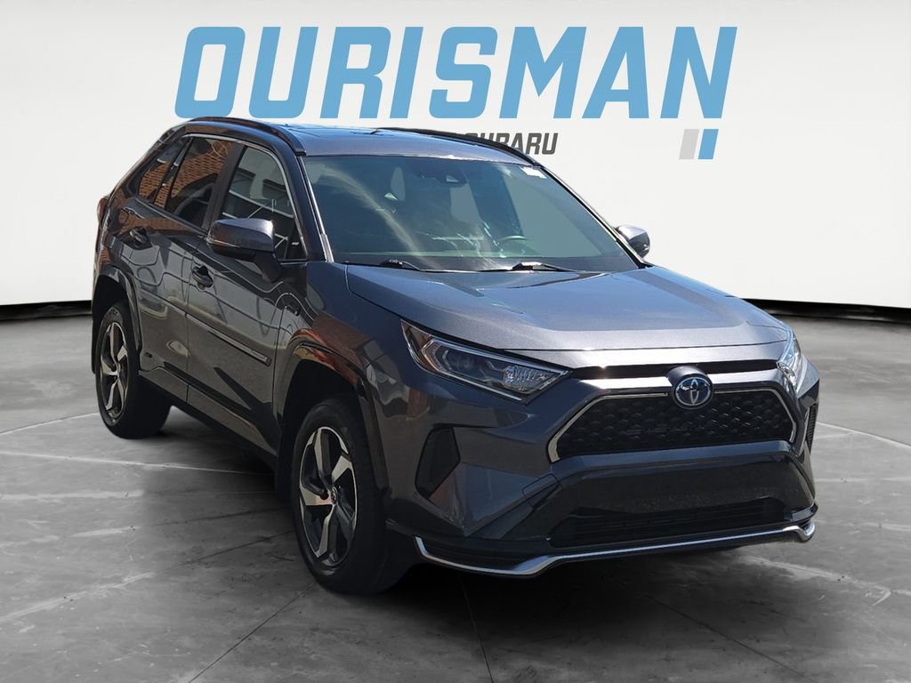 Used 2021 Toyota RAV4 SE w/ Weather & Moonroof Package