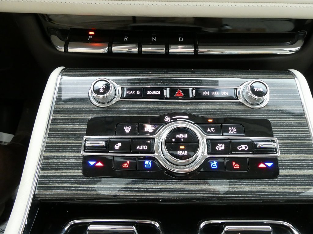 Used 2023 Lincoln Aviator Black Label Grand Touring w/ Class IV Trailer Tow Package image 34