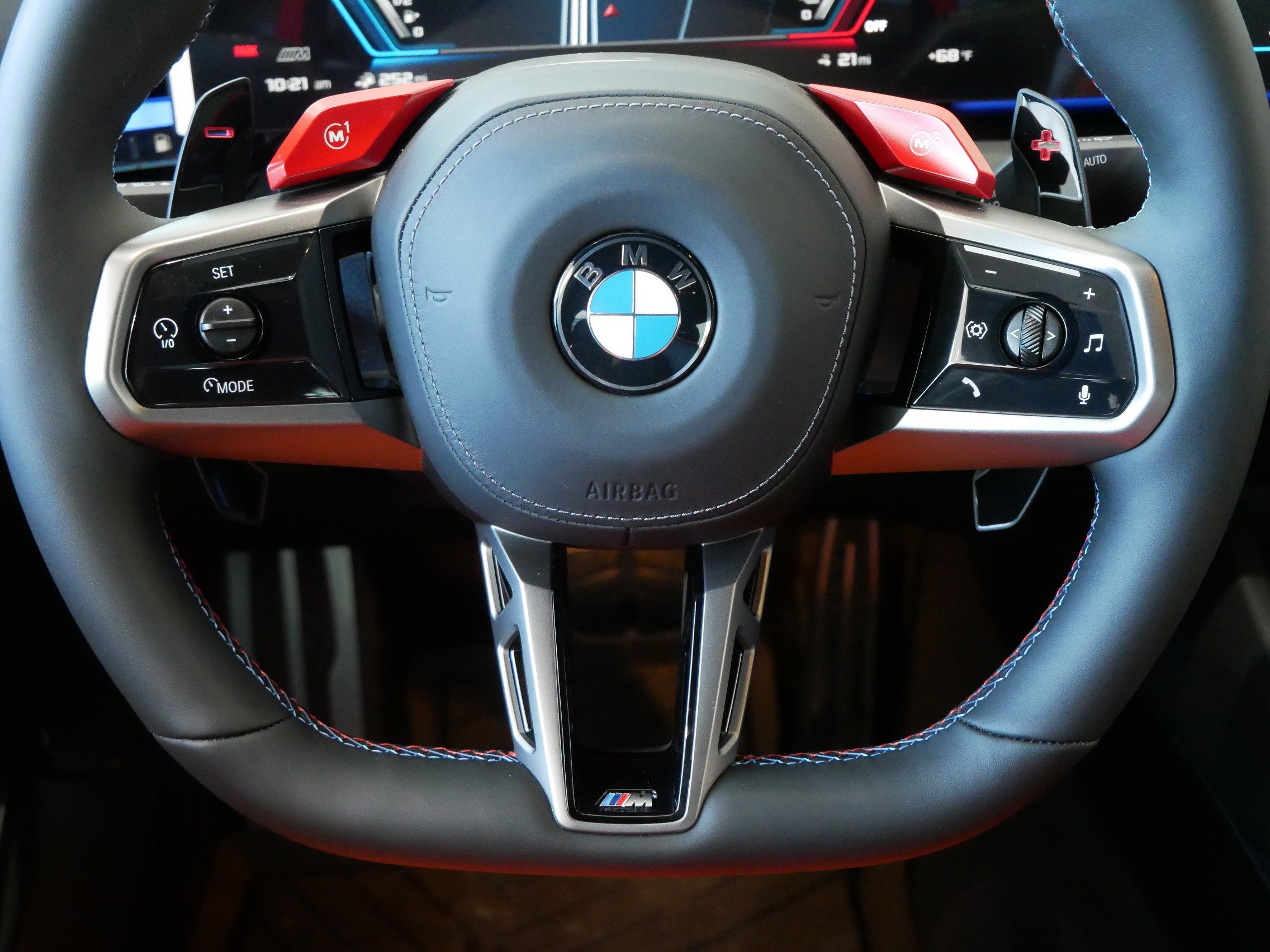 New 2026 BMW M5 w/ Carbon Package AWD/4WD image 9