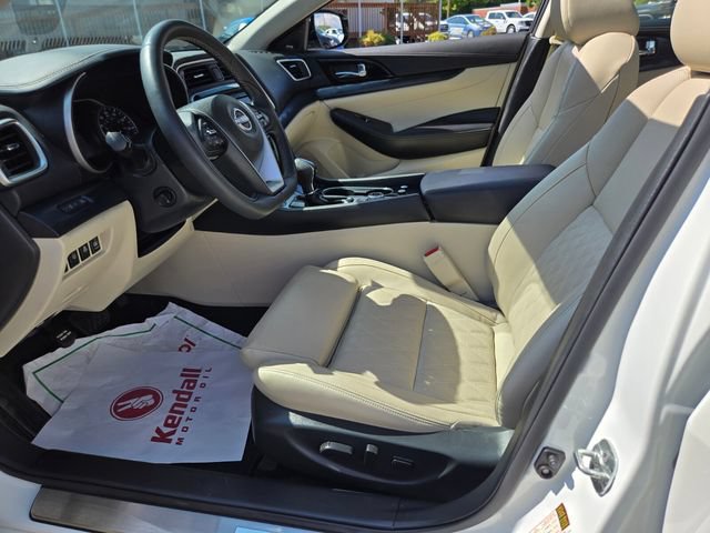 Used 2023 Nissan Maxima Platinum w/ Sport Mat Group FWD image 10