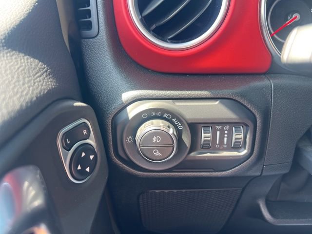 Used 2020 Jeep Gladiator Rubicon image 18