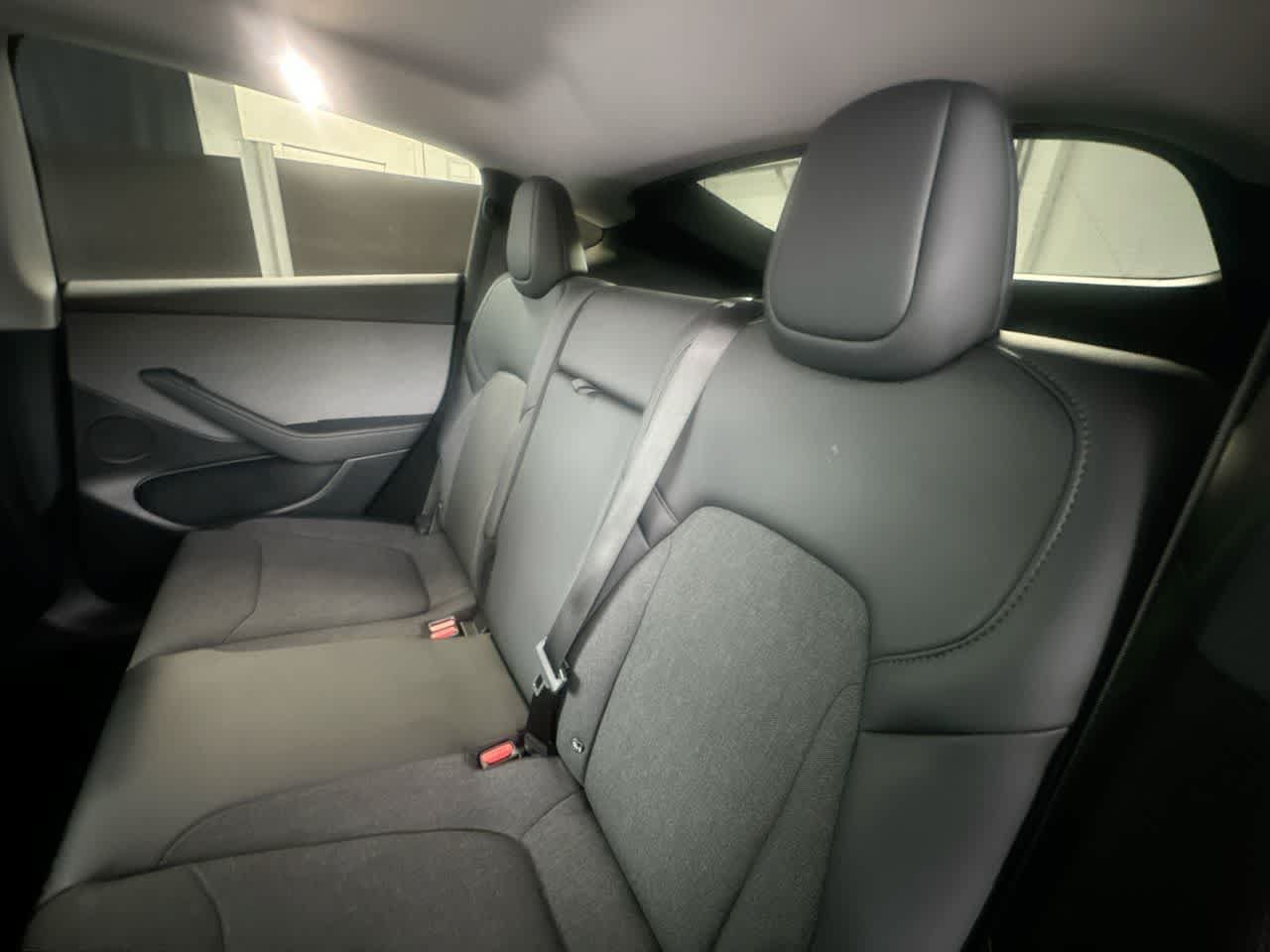 Used 2026 Tesla Model Y 2WD image 22