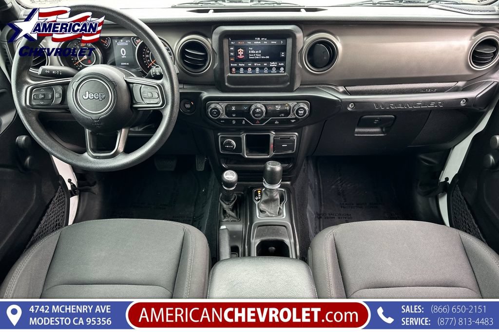 Used 2022 Jeep Wrangler Sport AWD/4WD image 17