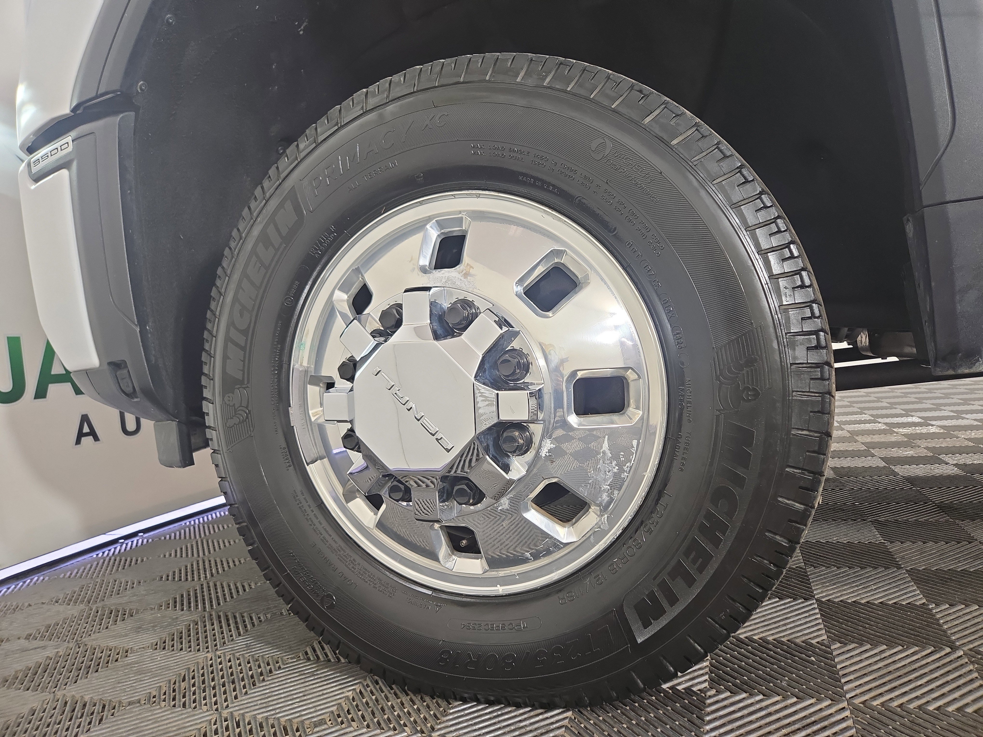 Certified 2024 GMC Sierra 3500 Denali Ultimate image 34