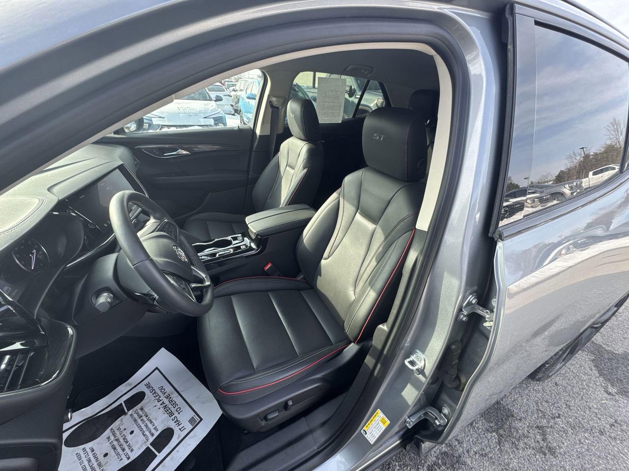 Used 2023 Buick Envision Essence w/ Sport Touring Package image 19