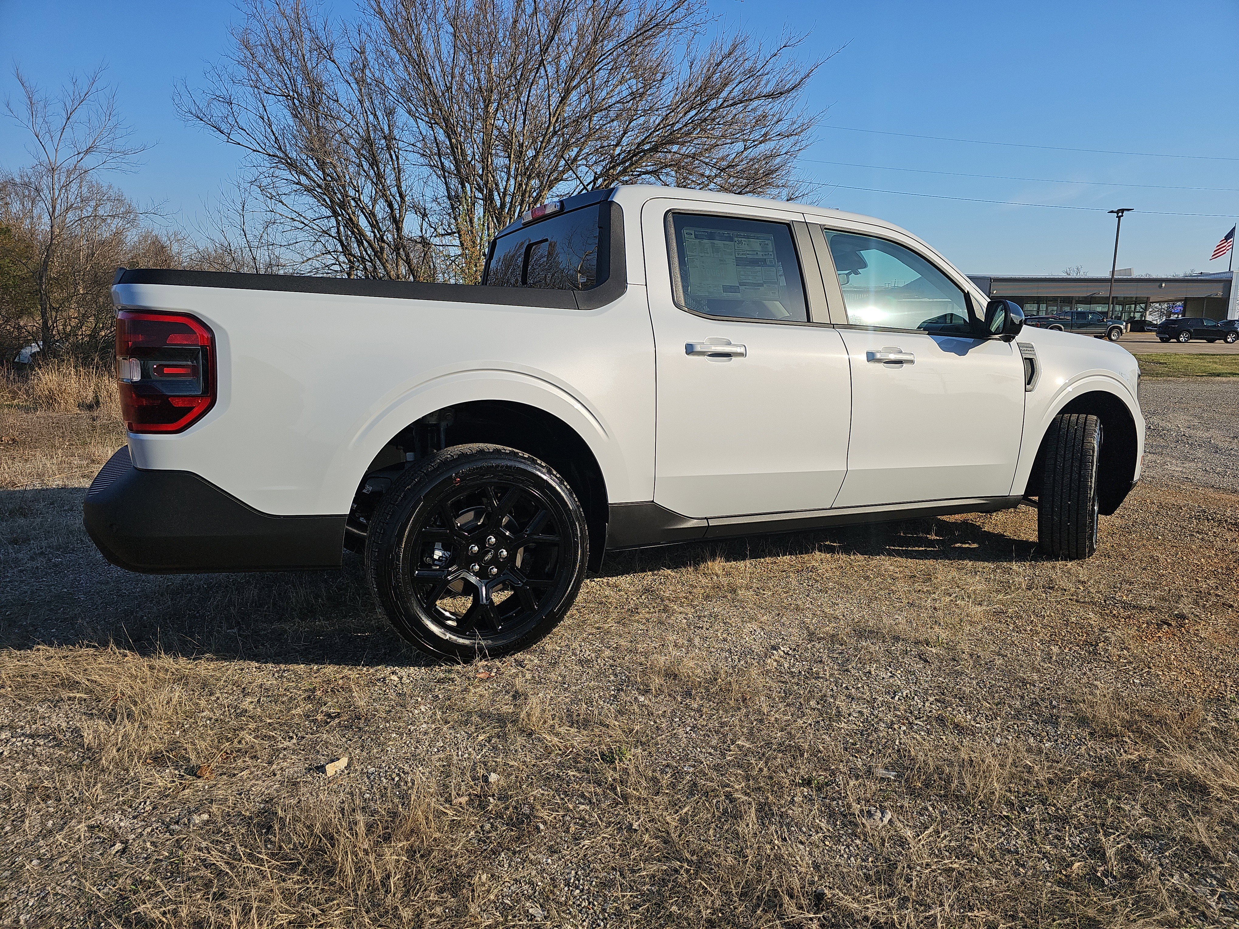 New 2026 Ford Maverick Lariat image 3