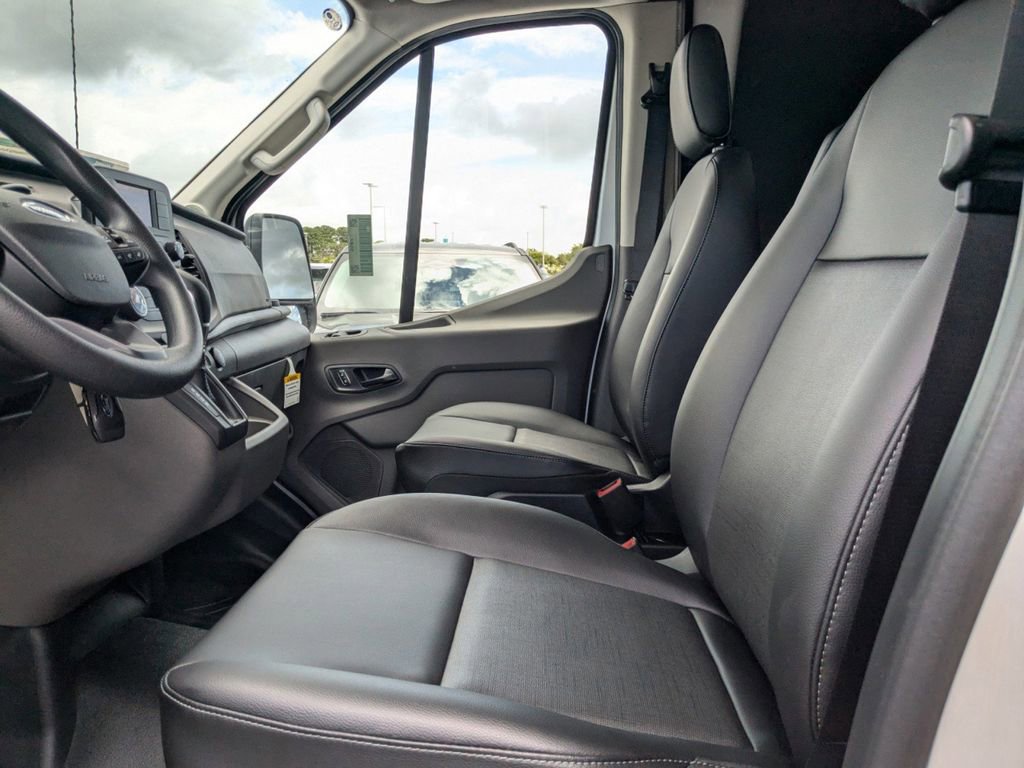 New 2025 Ford Transit 150 148 Medium Roof w/ Load Area Protection Package image 19