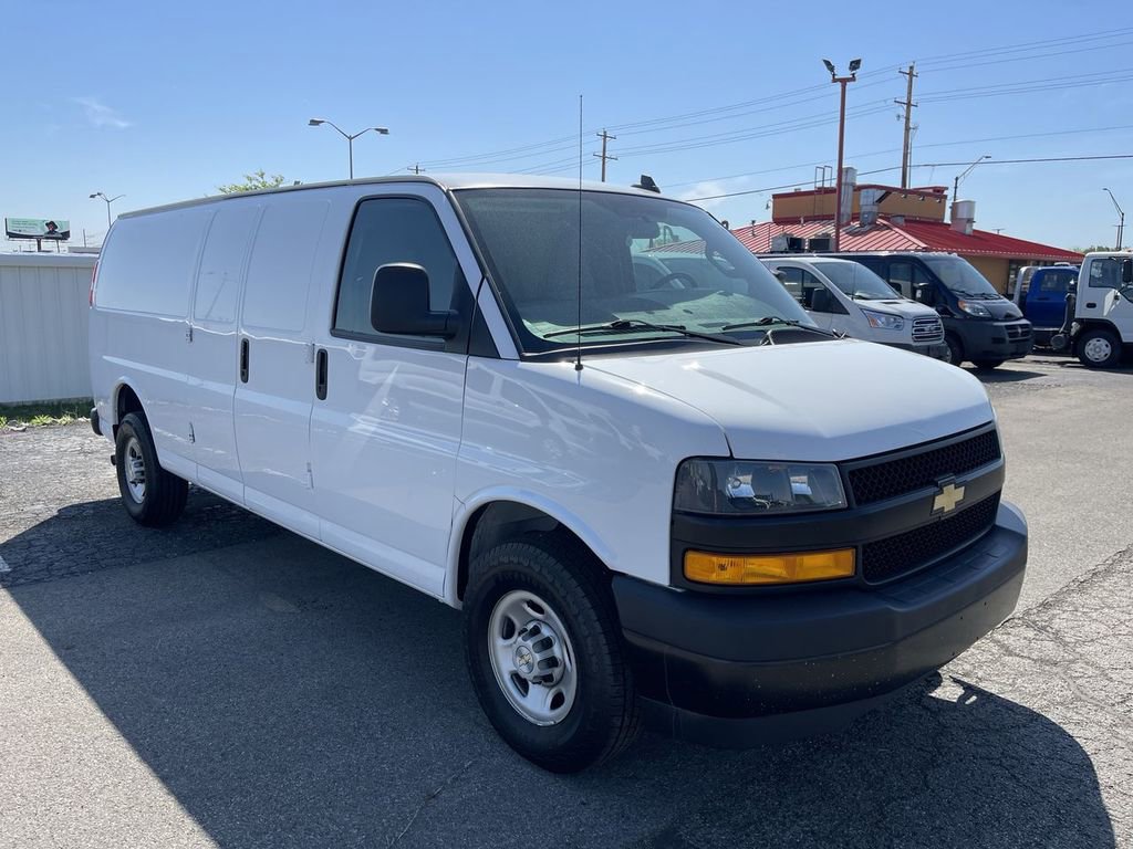 Used 2022 Chevrolet Express 2500 Extended w/ Driver Convenience Package RWD image 14