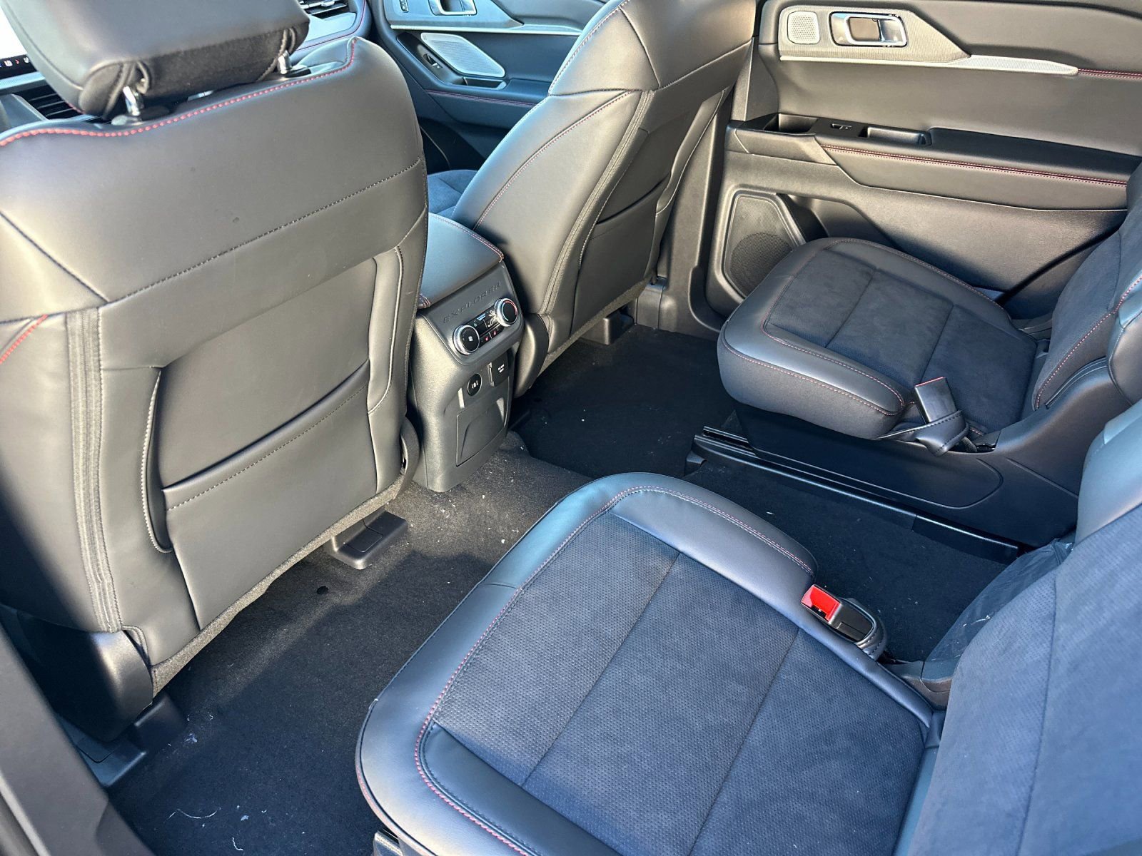 New 2026 Ford Explorer ST w/ Sun And Sound Package AWD/4WD image 13