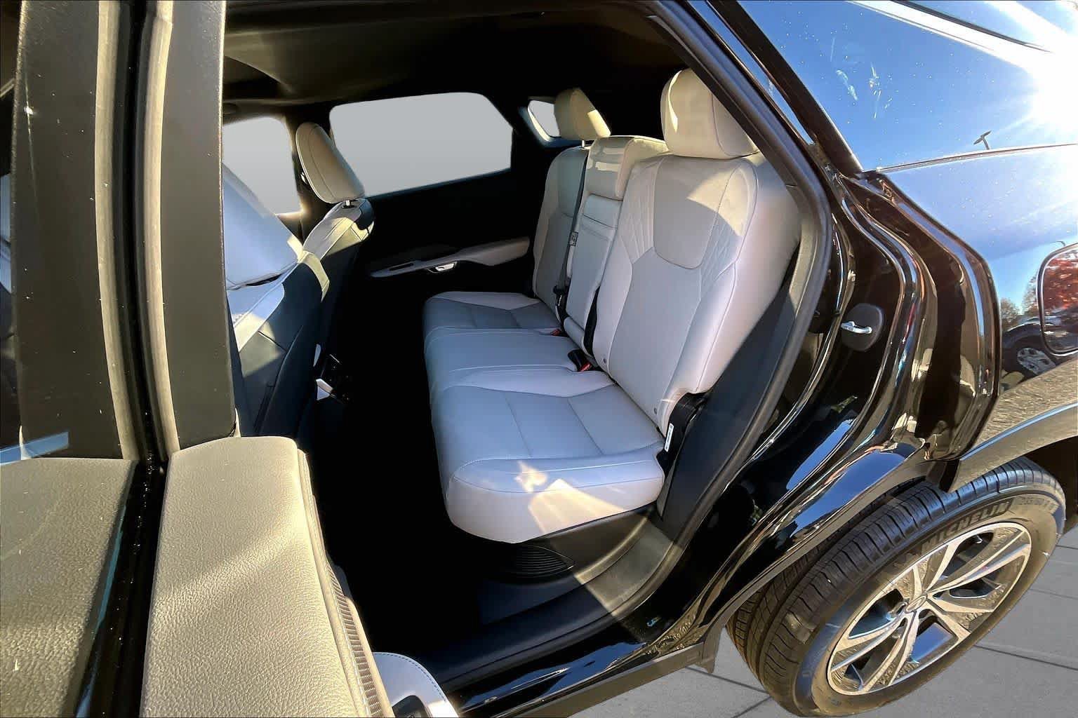 Certified 2026 Lexus RX 350h AWD/4WD image 21
