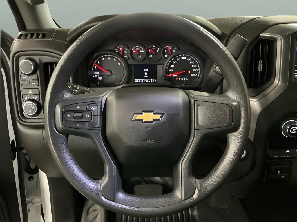 Used 2025 Chevrolet Silverado 1500 W/T w/ WT Value Package image 13