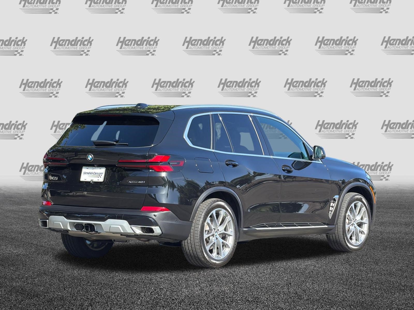 Used 2026 BMW X5 xDrive40i w/ Premium Package AWD/4WD image 5