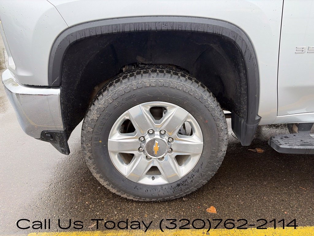 Used 2022 Chevrolet Silverado 3500 LTZ w/ LTZ Convenience Package AWD/4WD image 11