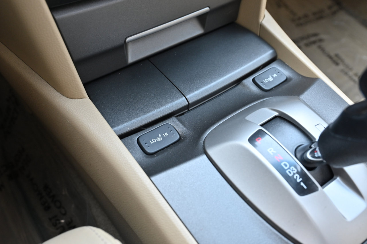 Used 2011 Honda Accord EX-L image 28