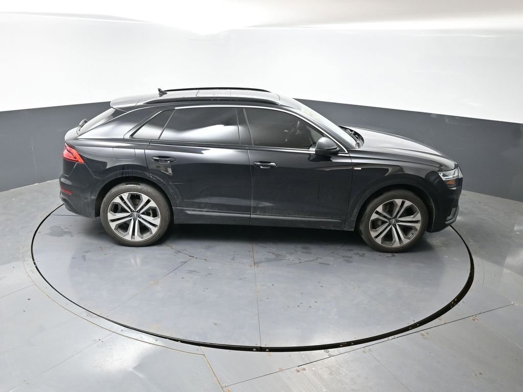 Used 2020 Audi Q8 Premium Plus AWD/4WD image 15