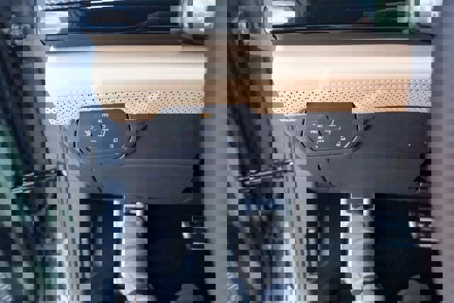 New 2026 Volkswagen Atlas Cross Sport SEL R-Line image 25