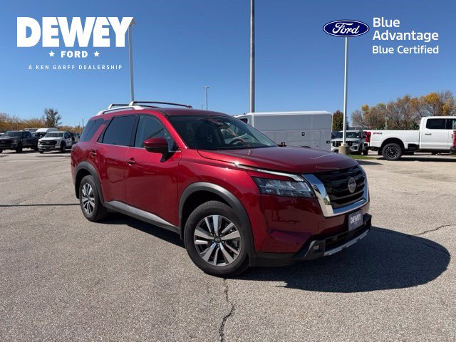 Used 2024 Nissan Pathfinder SL AWD/4WD image 1