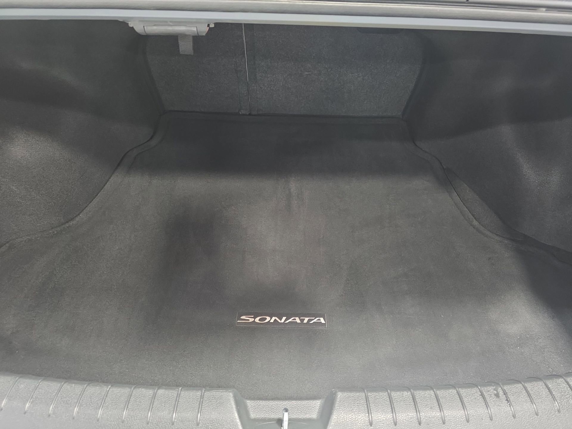 Used 2015 Hyundai Sonata Sport w/ Option Group 03 image 12