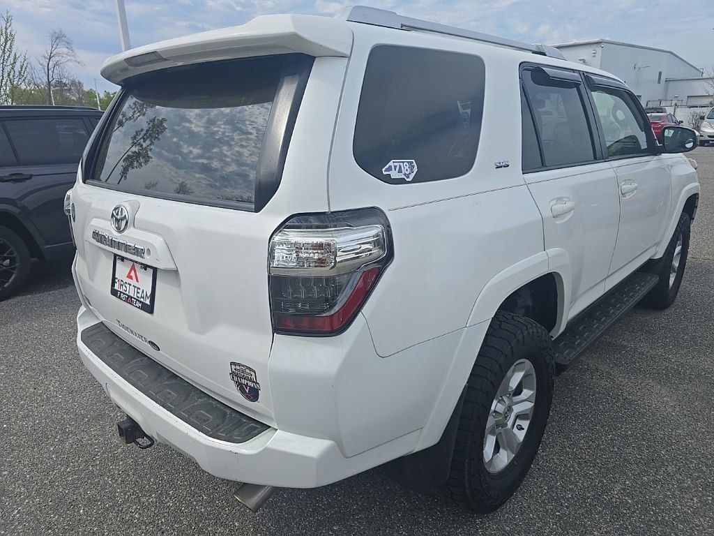 Used 2016 Toyota 4Runner SR5 image 5